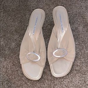 Donald J Pliner sandal